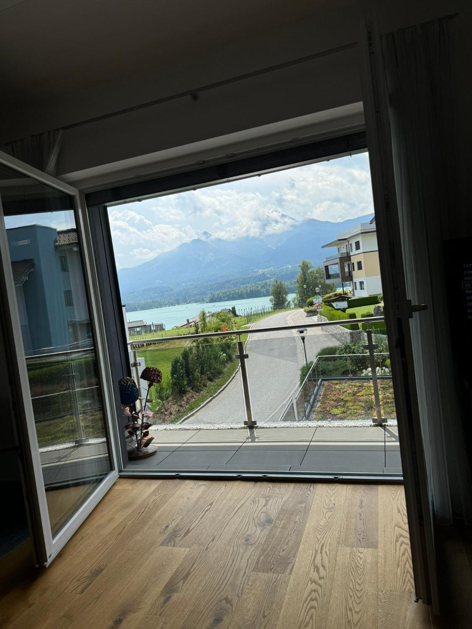 Apartment Dreamview Drobollach am Faakersee Exteriör bild
